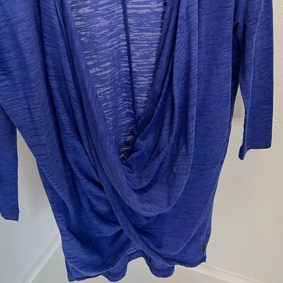 Eddie Bauer: Burnout Twist Wrap - Picture 2 of 4